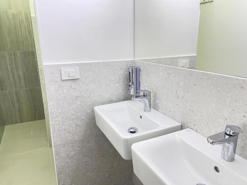 Rooms Miklosiceva Ljubljana Eksteriør billede