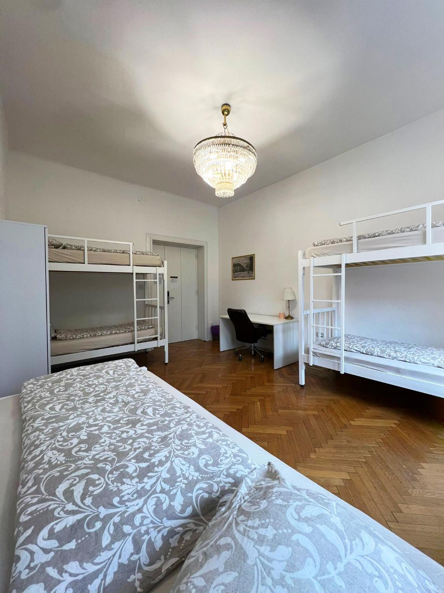 Rooms Miklosiceva Ljubljana Eksteriør billede
